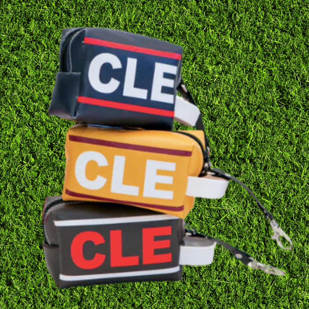 CLE Sports Colors Keychain Wallet